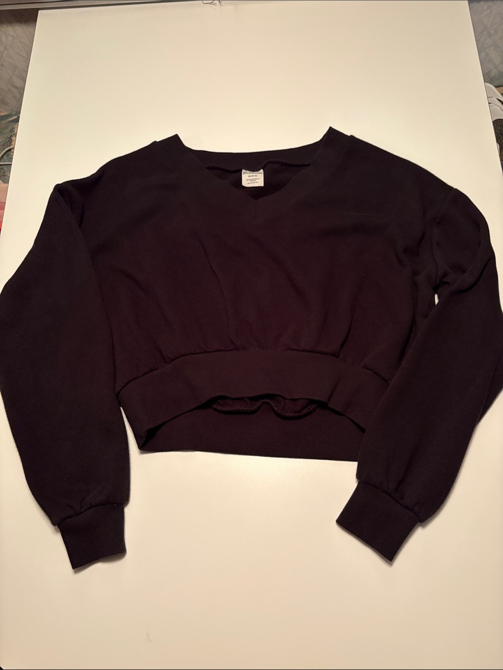 Women's Black Cropped V-Neck Sweatshirt